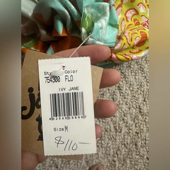 Ivy Jane Vibrant Floral Halter Dress size M new with tag - Picture 6 of 9